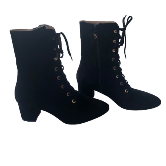 Stuart Weitzman Nichelle Black Suede Block-Heel Booties Lace-Up Size 8 Grommets - Picture 5 of 14